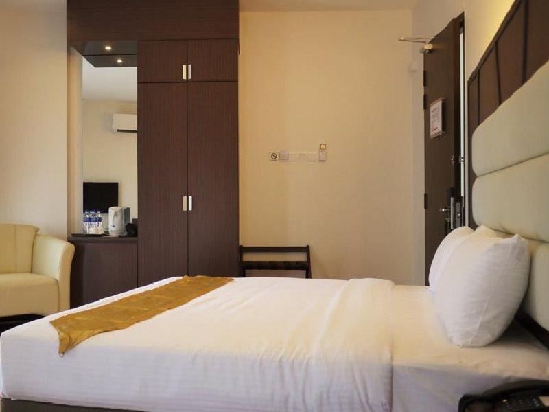 Hotel Grand Baron Taiping Exterior foto